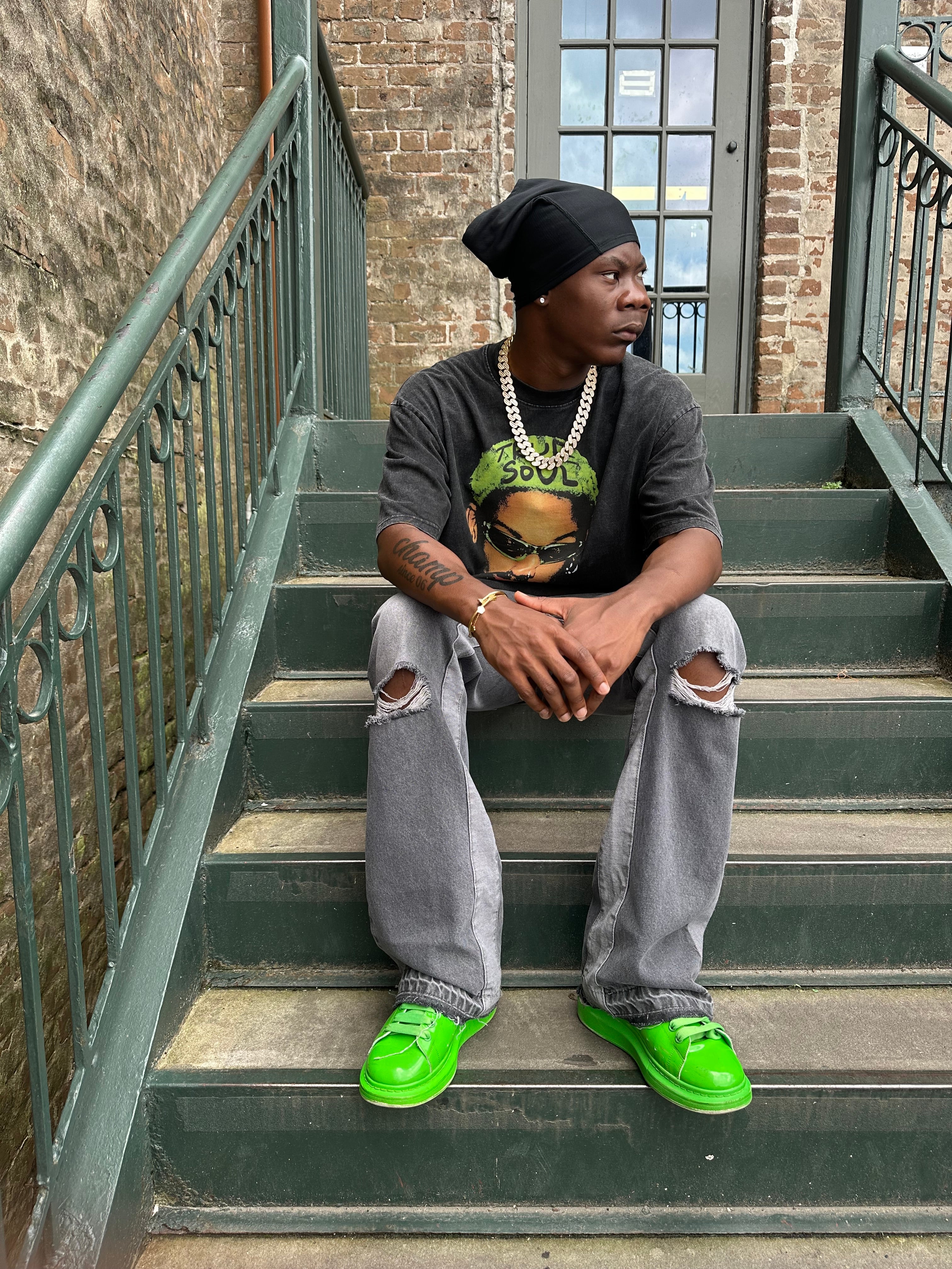 RODMAN WORLD TOUR TEE (VERT)