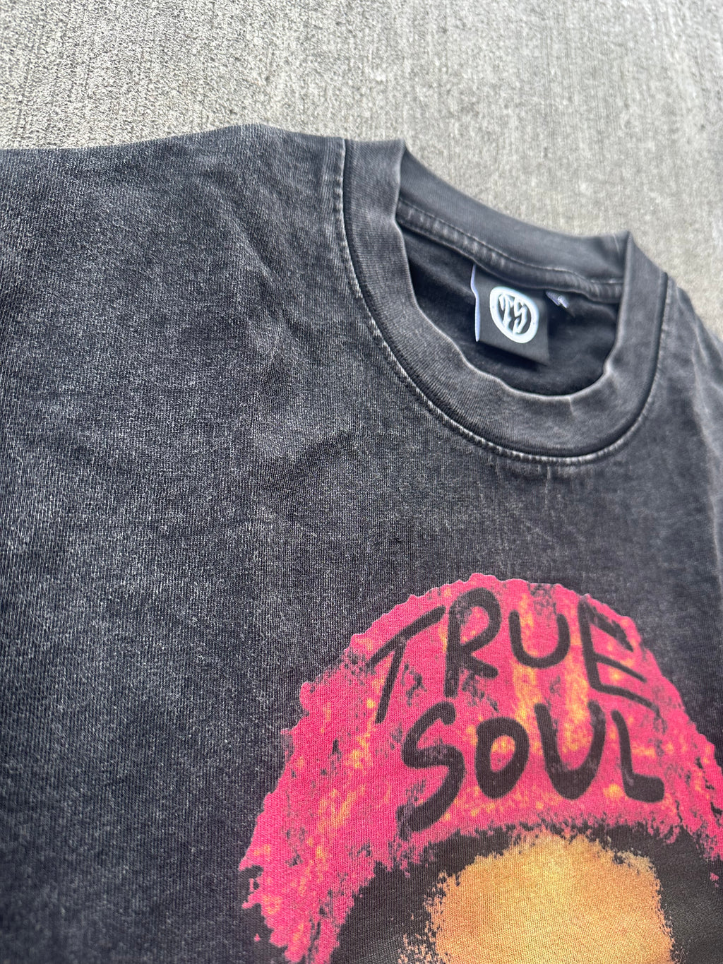 RODMAN WORLD TOUR TEE (RUBY)